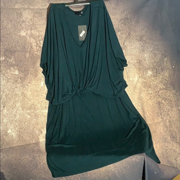 Deep Green Dress - Picture 1 of 3